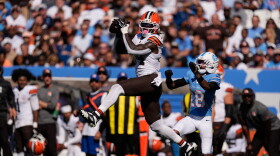 Cleveland Browns tight end Harold Fannin Jr. (44) makes a first down catch over Tennessee Titans cornerback Cor'dale Flott (18) during the first half of an NFL football game in Nashville, Tenn., Sunday, Oct. 25, 2026.  