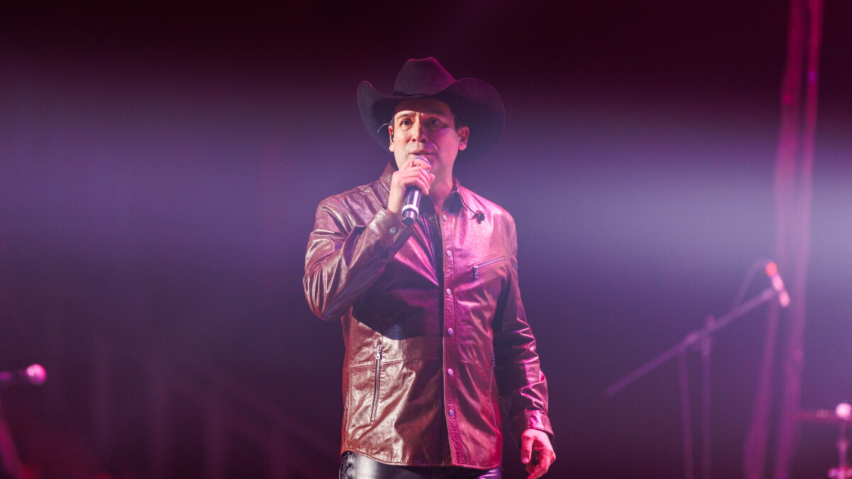 New Poll Shows in Battle for Border Voters, Tejano star poised to flip TX-15
