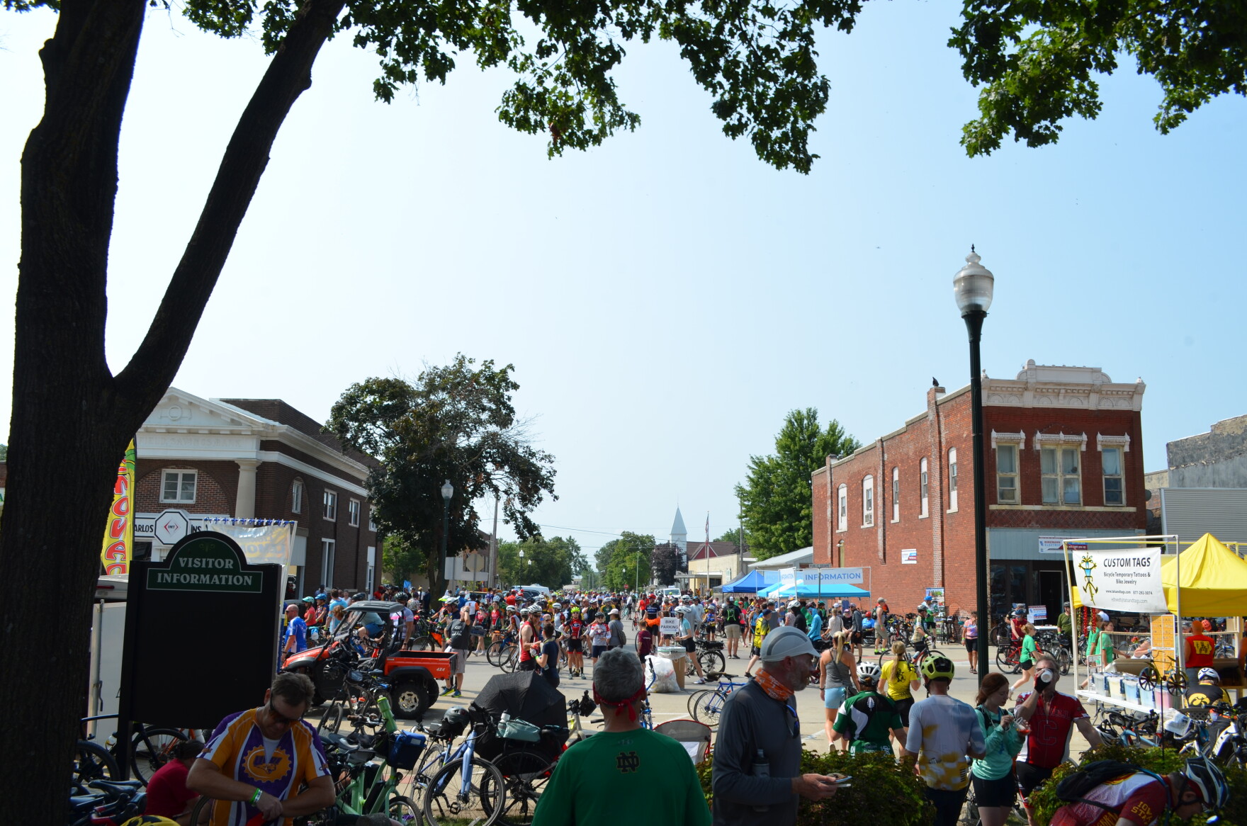 Thousands of RAGBRAI riders stop in Greenfield two months after tornado ...