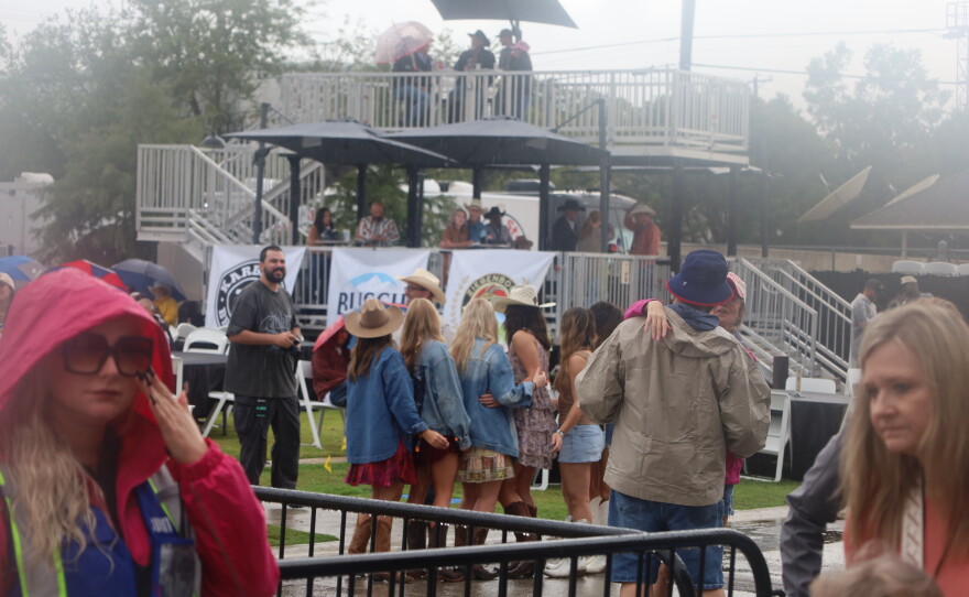 Rainy conditions didn’t stop the crowds from attending the Feels Like Home Festival 2026. Photo by Allison Diaz.