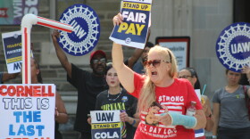 Union members gathered on campus to support negotiations