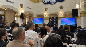 El alcalde Harvey Ward durante el discurso de la ciudad de Gainesville del 2026.