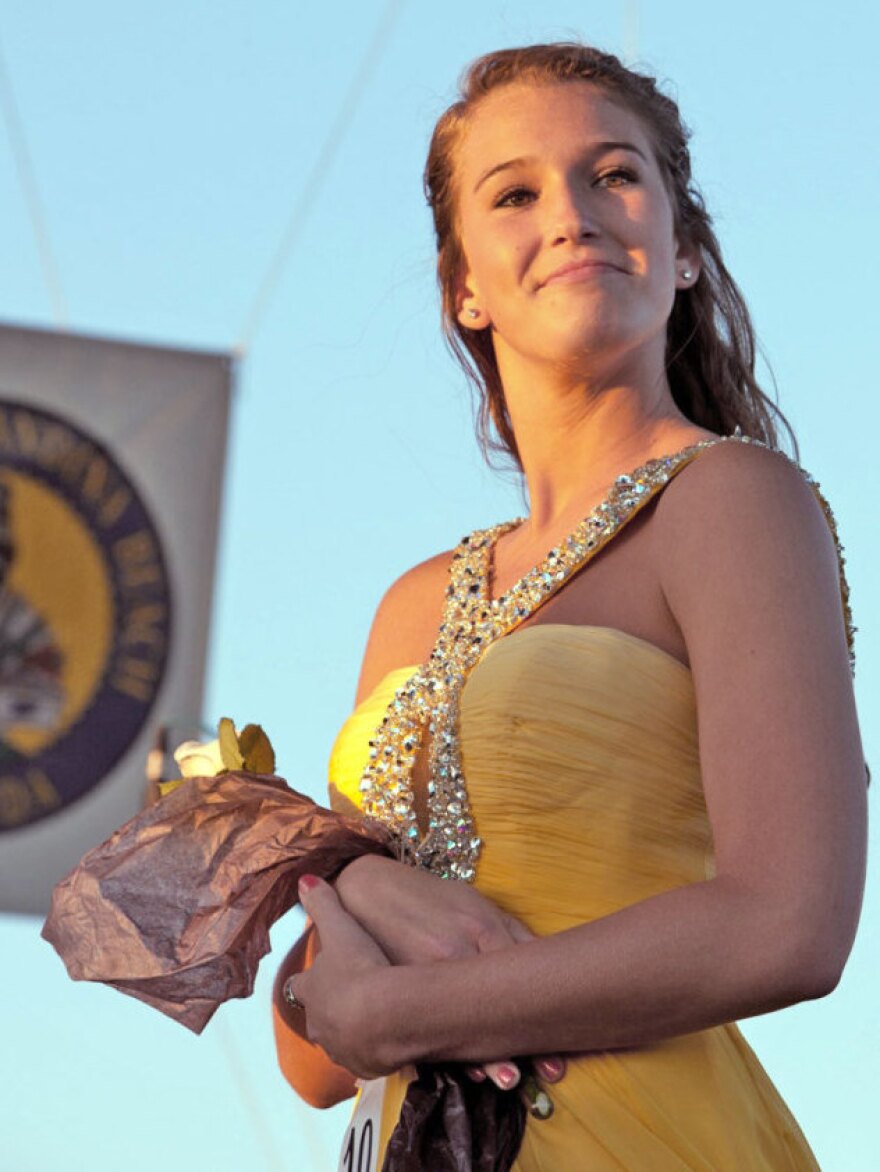 Sarah Parker was homecoming queen.