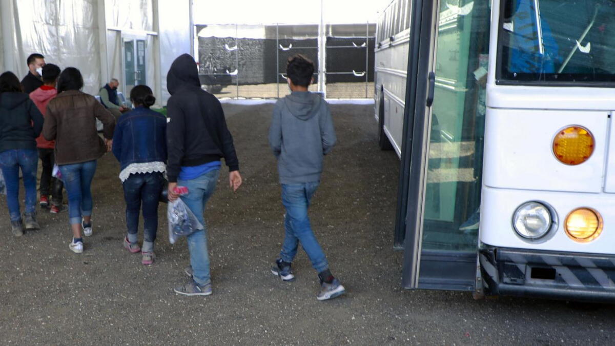 Advocates say legal aid program for migrant kids is still in disarray