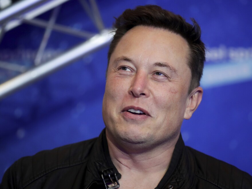 Twitter in talks with Musk over bid to buy platform, according to reports | Iowa Public Radio