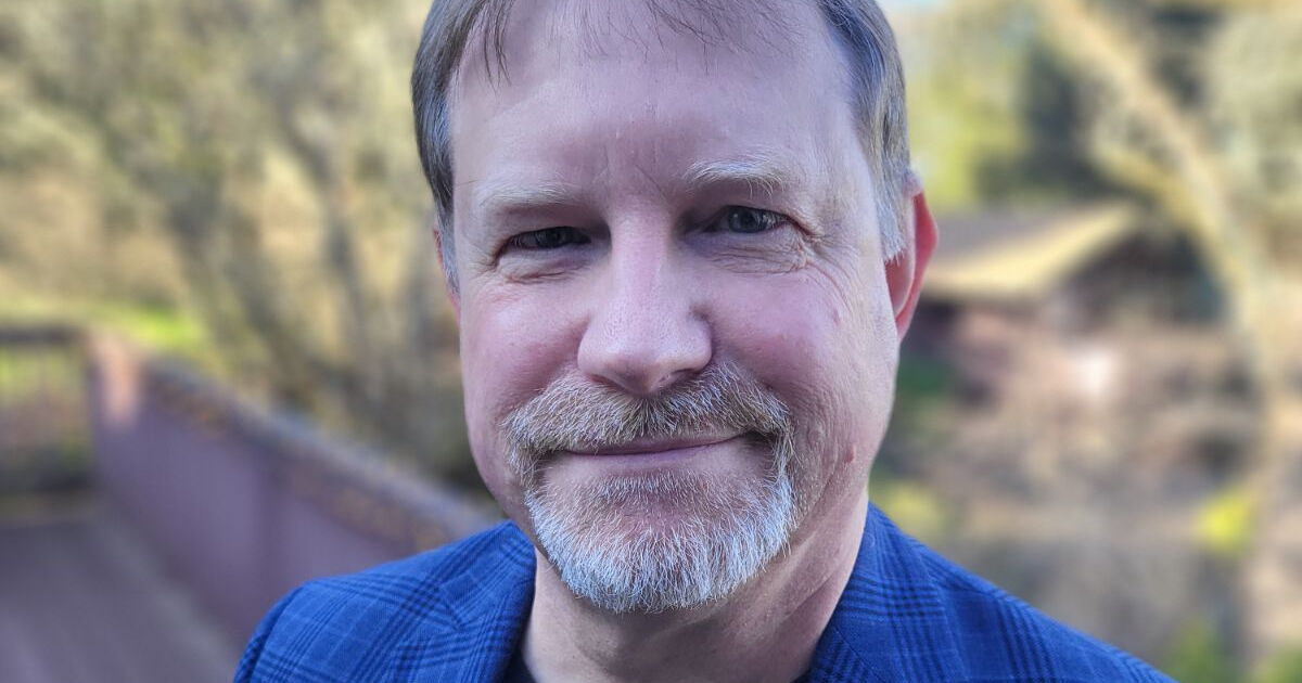 Rob Slane Lane Commissioners hire a former Lincoln County DA as new legal counsel