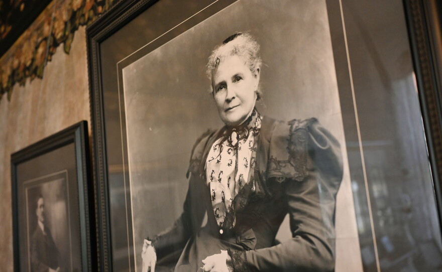 Black and white portrait of Lucretia Garfield, former first lady of the U.S.