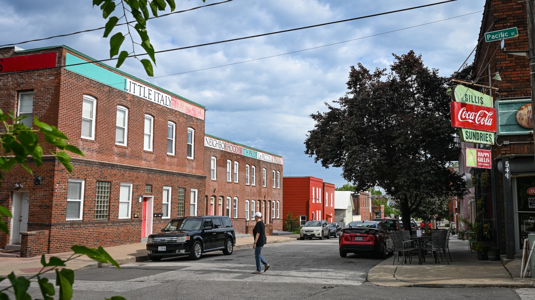 Want to explore Columbus Park? Start with this beginner's guide to the