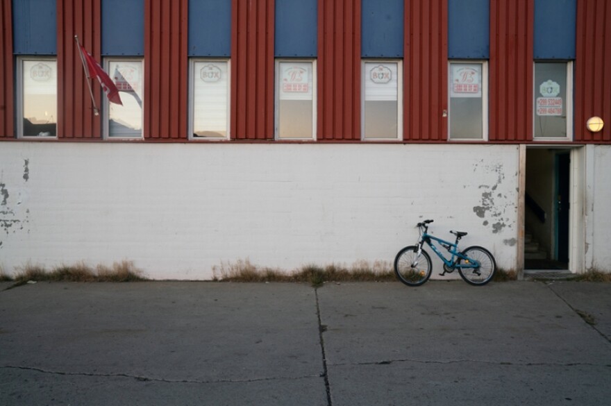 outside of the restaurant 