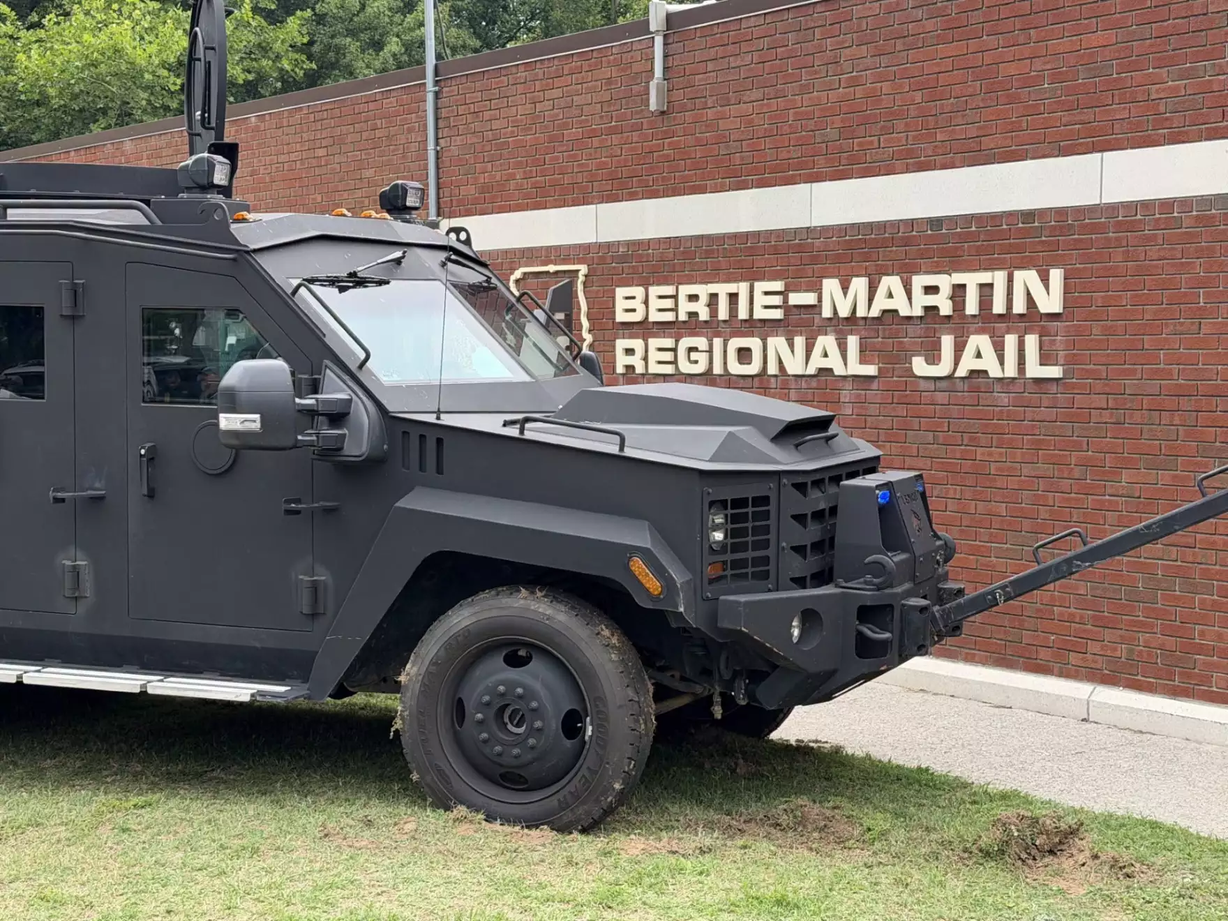State charging Bertie-Martin Regional Detention Center $40 a day per prisoner to house evacuated inmates