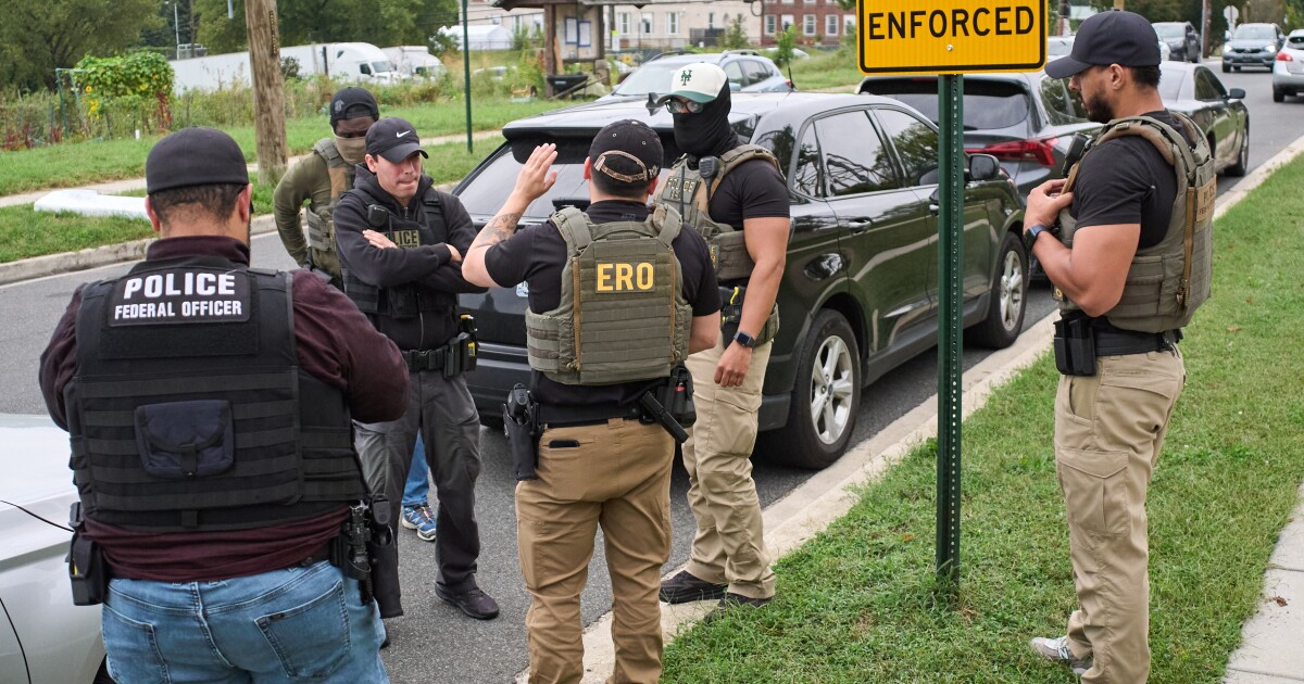 U.S. citizen sues federal government over ICE arrests