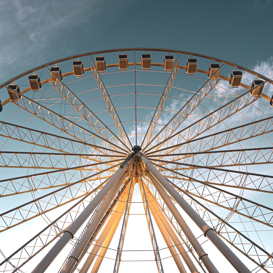 Ferris Wheel Soon Will Offer Bird S Eye View Of Downtown St Louis St Louis Public Radio