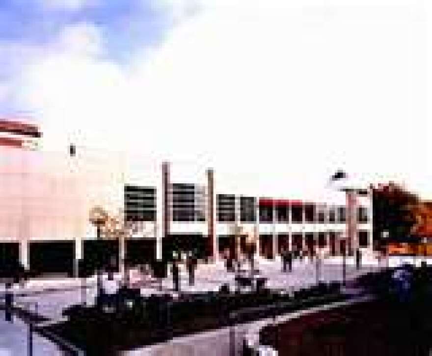 Milo Bail Student Center, UNO