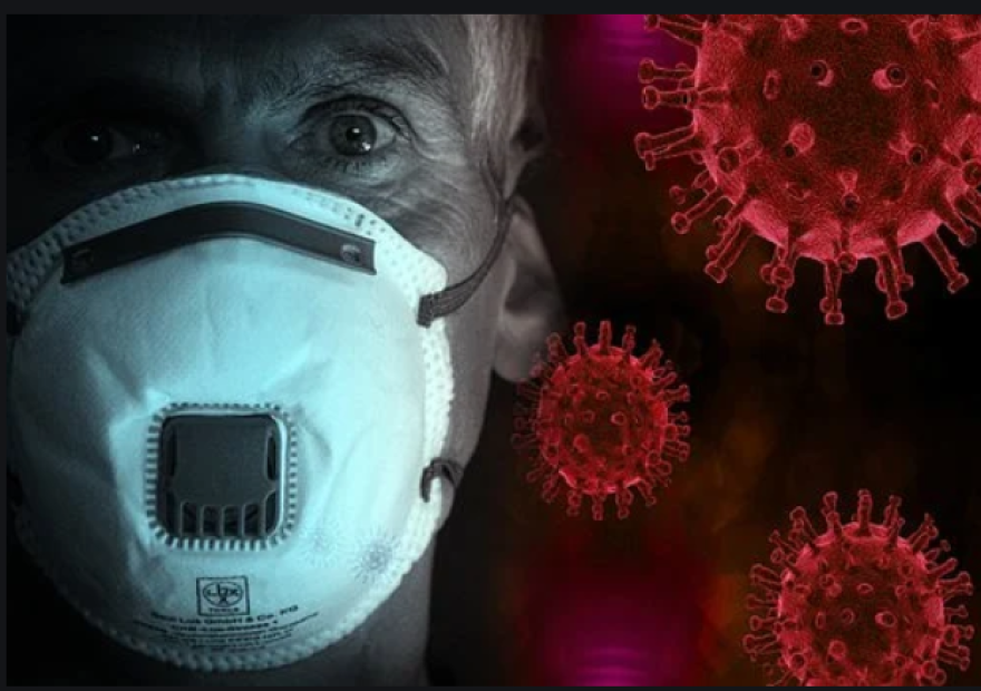 Man wearing coronavirus mask