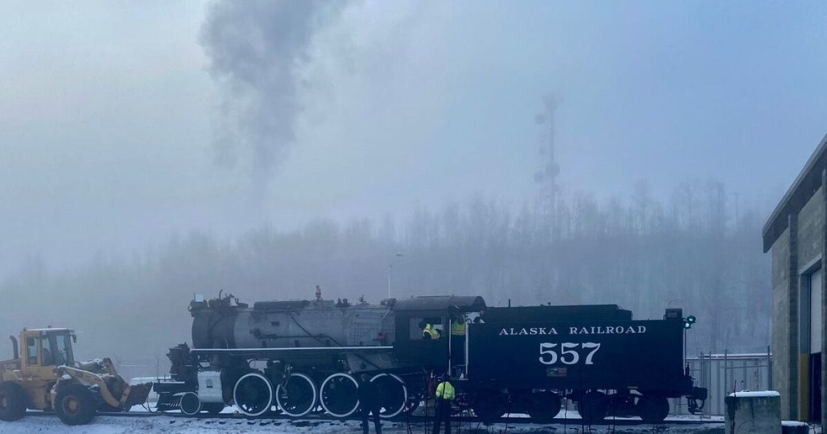 Alaska's last steam engine retired in the '50s. These volunteers aim to get it back on track.