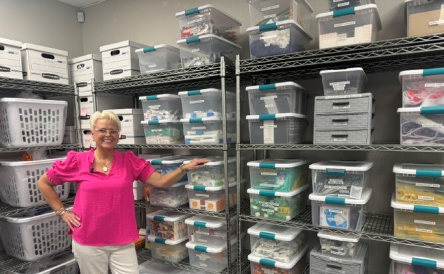 The Zinnia Project has delivered baskets to hundreds of patients fighting cancer