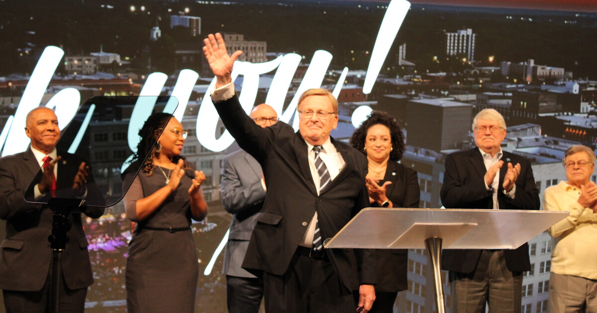Springfield mayor delivers final state of the city address