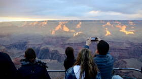 Grand Canyon South Rim Tourists