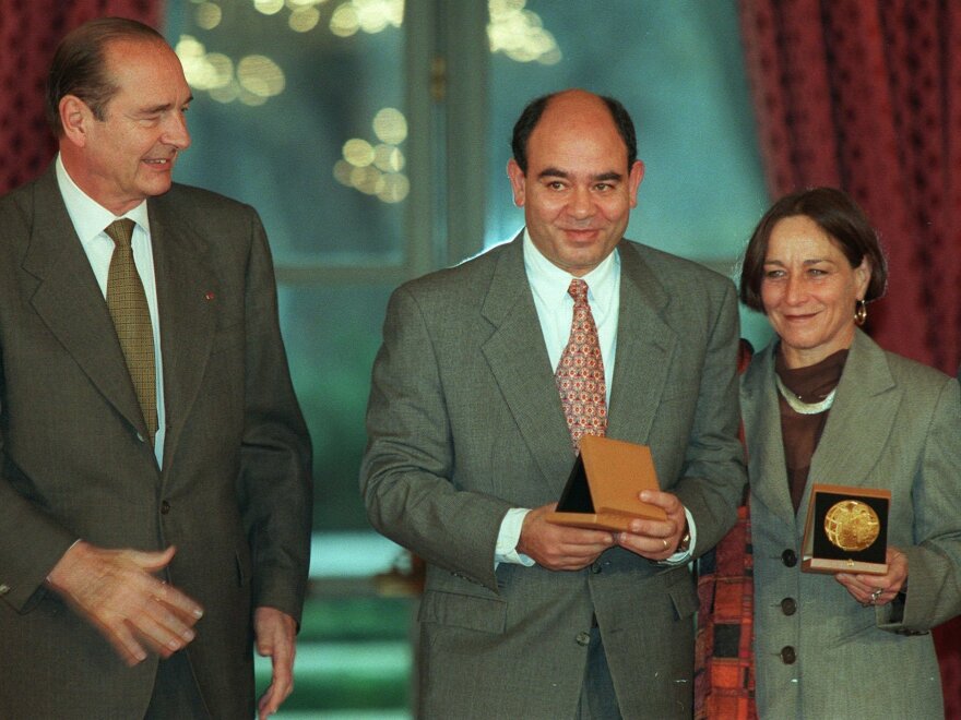 In 1996, French President Jacques Chirac (left) presented Lea Tsemel and Raji Sourani (center), a Palestinian human rights lawyer, with the French Republic Human Rights award.
