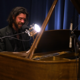 Logan Metz performing live in WNIJ's Studio A