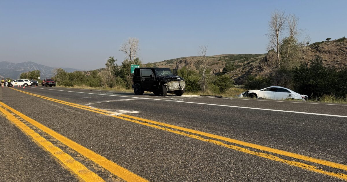 2 killed in Wasatch County crash early Monday