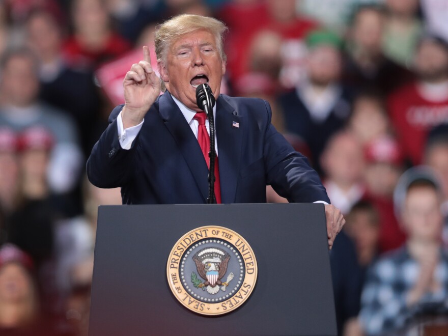 President Trump's complaints about toilets, dishwashers and lightbulbs make for an unusual political rallying cry, but it's one that fits with his deregulatory agenda.