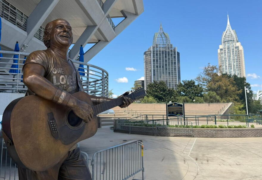 Statue of Gulf coast singer/songwriter Jimmy Buffett