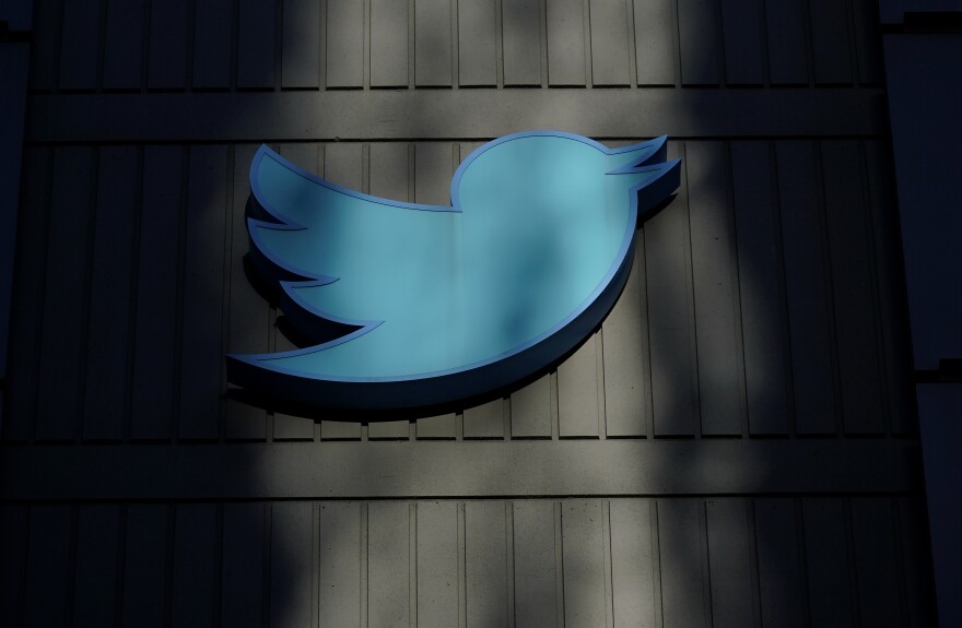 Twitter wasn't working for thousands of users on Saturday.