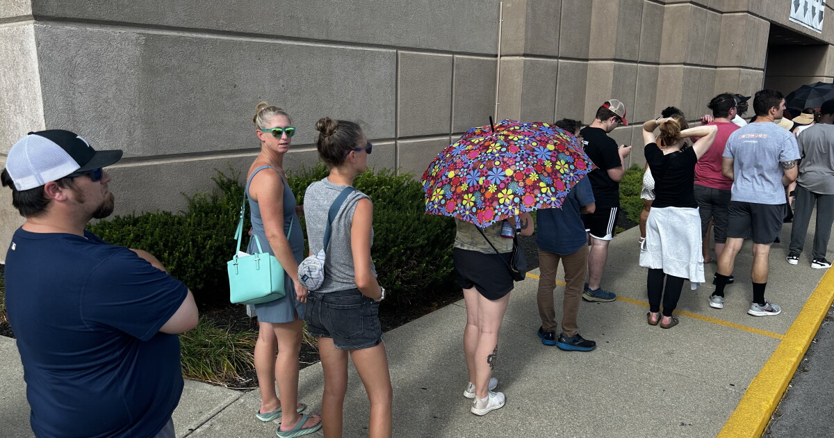 Early voting on Issue 1 in Ohio ends with no waits in rural areas, long ...