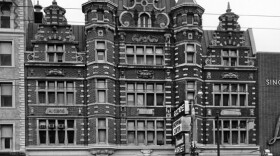 Third St. entrance for the Dayton Arcade.