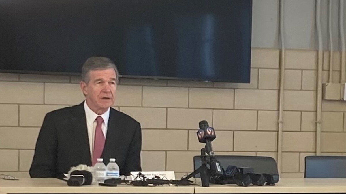 Gov. Cooper visits Davidson in long-shot appeal to Republicans on abortion veto override - Vimarsana News