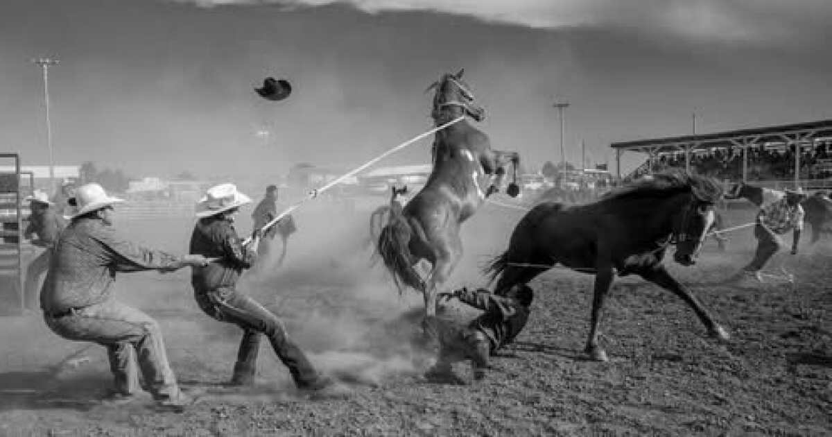 Photographer Jeremiah Murphy captures scenes from South Dakota's rodeos