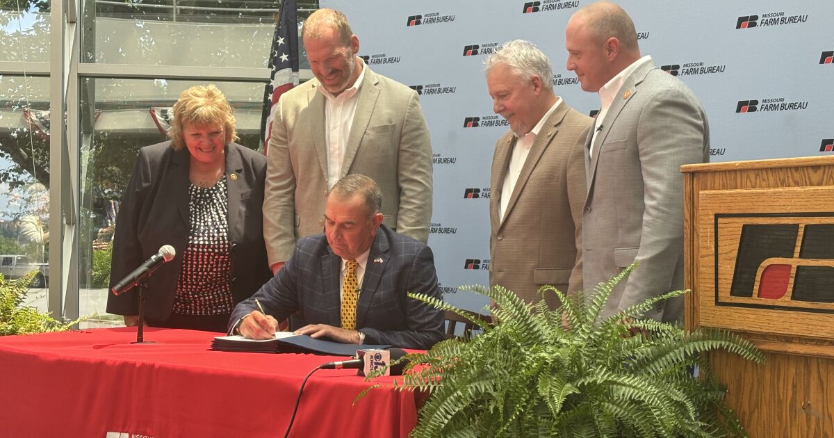 Kehoe signs legislation on water exports and health care into Missouri law
