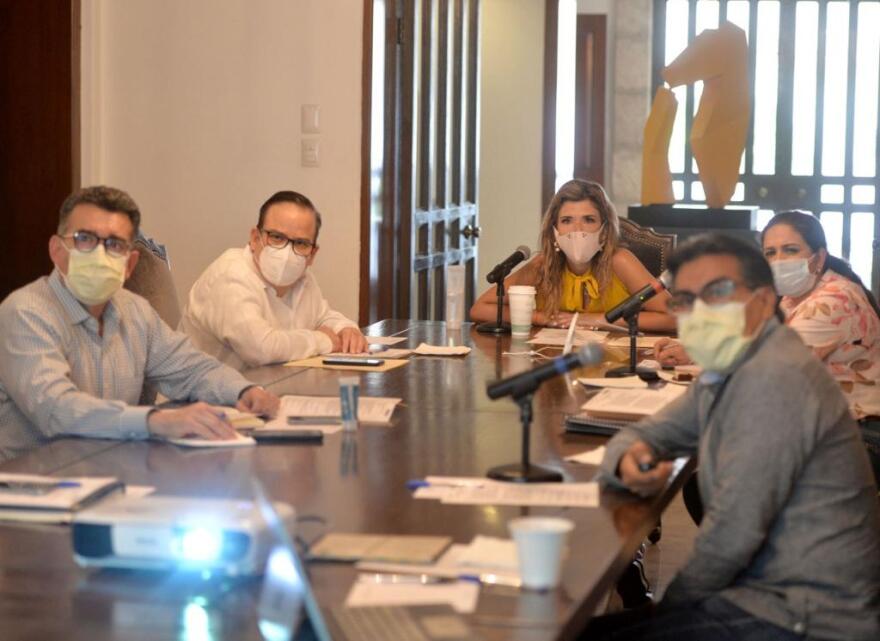 State leaders meet