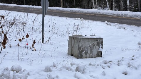 Cement blocks were placed on either side of the end of East Ross Allen Lake Road on January 8th. The Lac du Flambeau Tribe has since made the decision to not block the roads again.