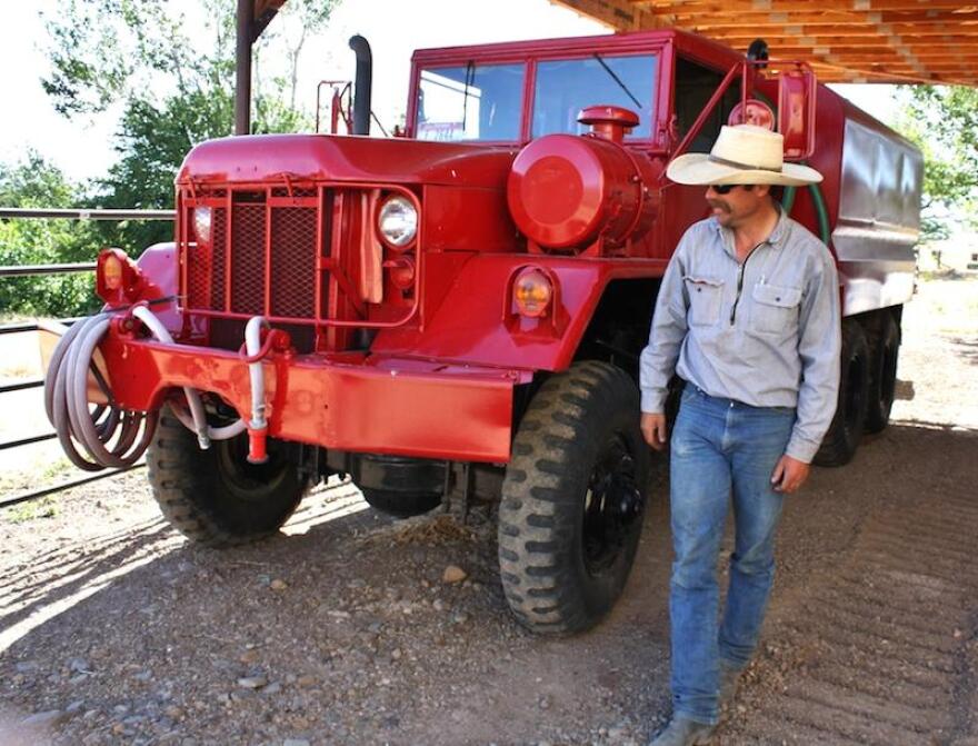 Rancher-Firefighter-Charlie-Lyon-Jessica-Robinson-N3.jpeg