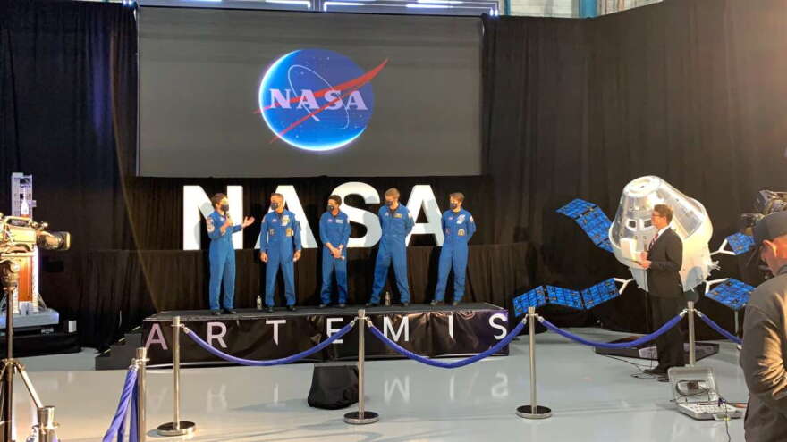Five NASA Artemis cadre astronauts take questions at Kennedy Space Center. Photo: NASA / Bettina Inclan / Twitter