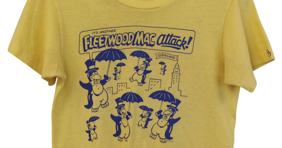 Bathrobes and Duffle Bags Part of Belkin's Music History in 'Rock This