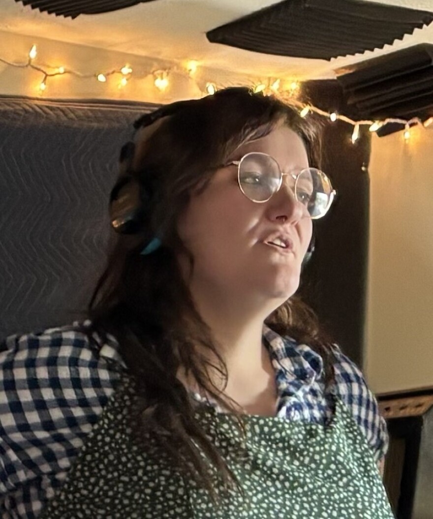 Singer-songwriter Sarah Kate Morgan in 2025 singing on Carla Gover's album, Kentucky Queen.