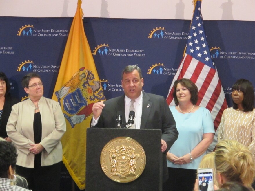 Governor Christie commends Department of Children and Family employees 