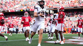 Oregon State Beavers quarterback Braden Atkinson (2) scores a touchdown during the first half of an NCAA college football game against the Houston Cougars in Houston, Saturday, Sept. 5, 2026.