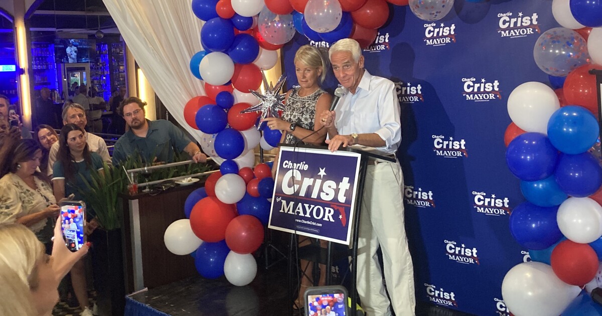 Charlie Crist scores big in his quest to become St. Petersburg mayor