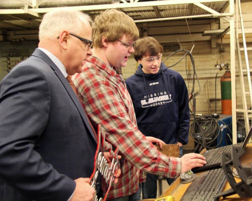 governor_walz_in_hibbing.jpg