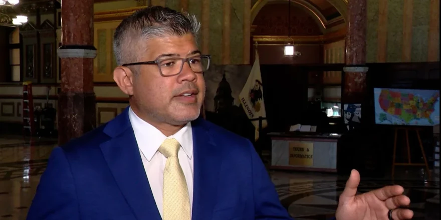Republican lieutenant governor nominee Aaron Del Mar speaks inside the Illinois Capitol on July 20, 2026.