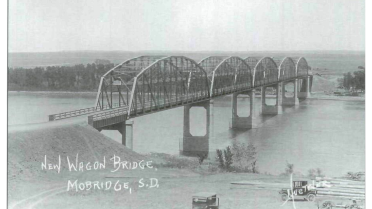"The East and West Are One": The Missouri River Bridge at Mobridge - Vimarsana News