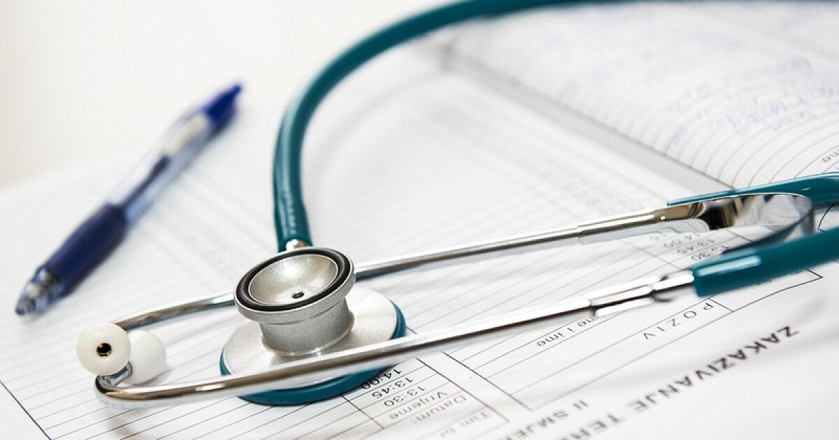 Does wealth equal better health? A new report says it does