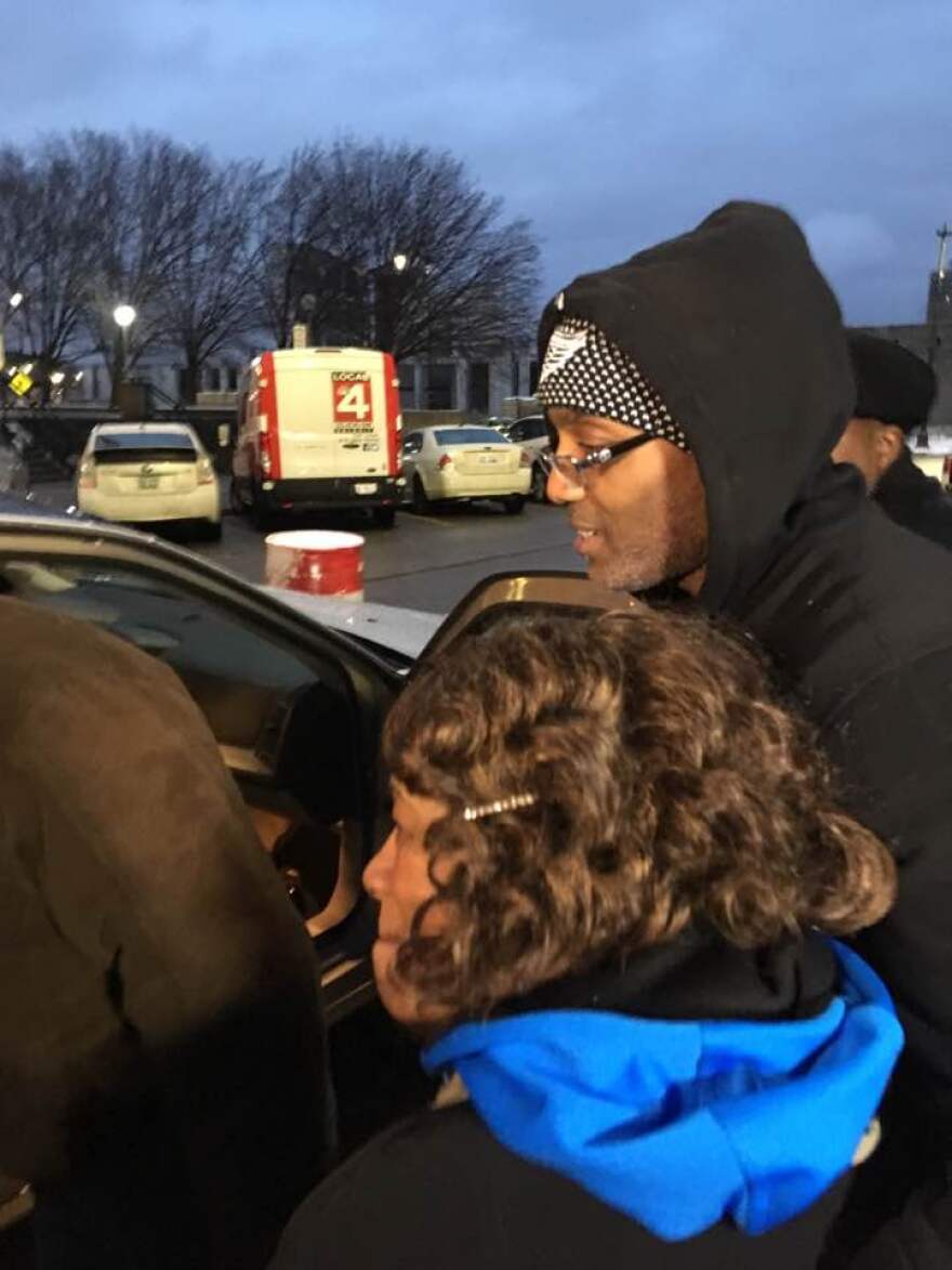 Lamarr Monson and his mother, Delores, just after his release from jail.