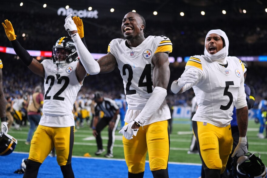 Steelers outlast Lions 29-24 in wild finish | 90.5 WESA