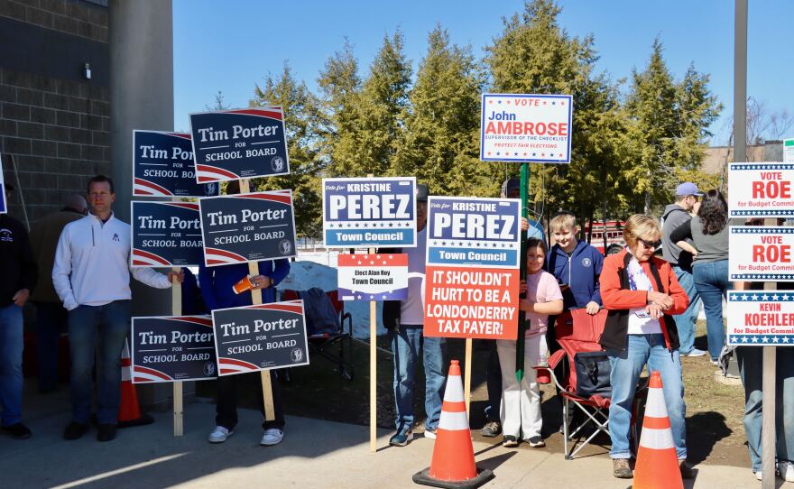 The scene outside the Londonderry polling place on March 10, 2026.