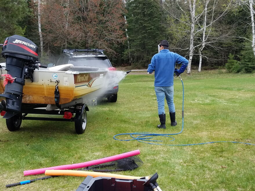 Participation in the Vilas county boat decontamination program is completely voluntary for boaters.